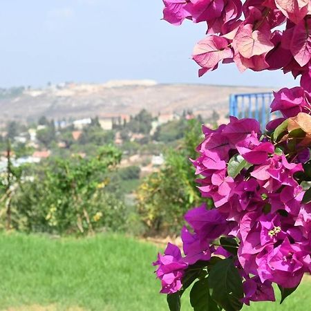 מטולה מול חרמון Villa Buitenkant foto