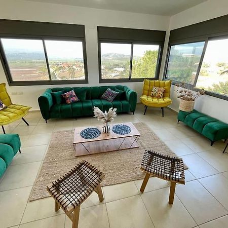 מטולה מול חרמון Villa Buitenkant foto