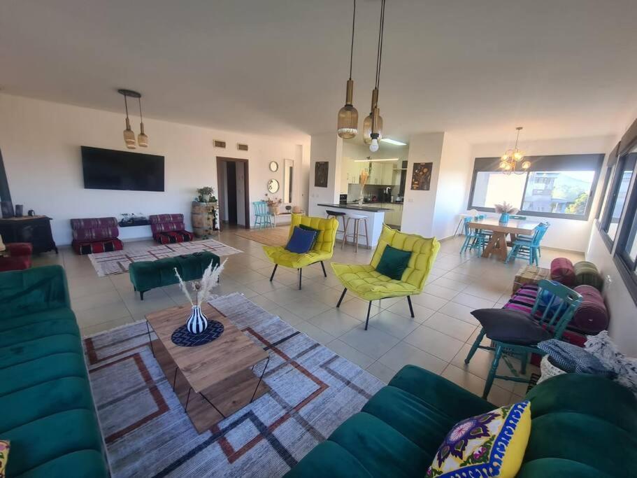 מטולה מול חרמון Villa Buitenkant foto